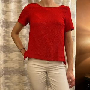 Red elegant tshirt